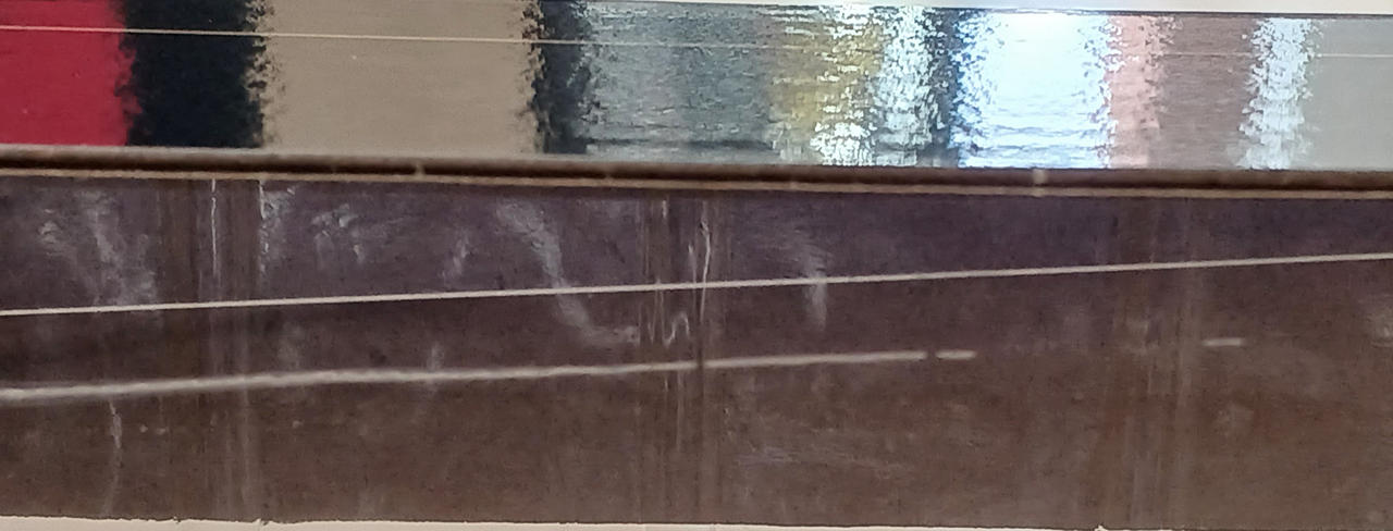 前面外れてます