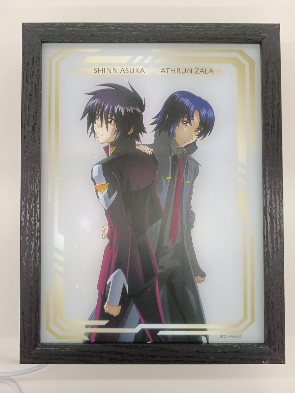 実物はもう少し明るいです