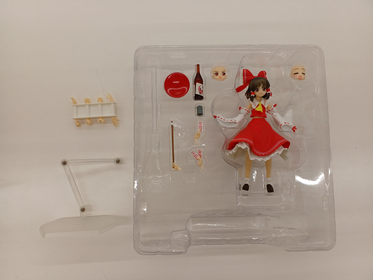 中身
ホウキ欠品