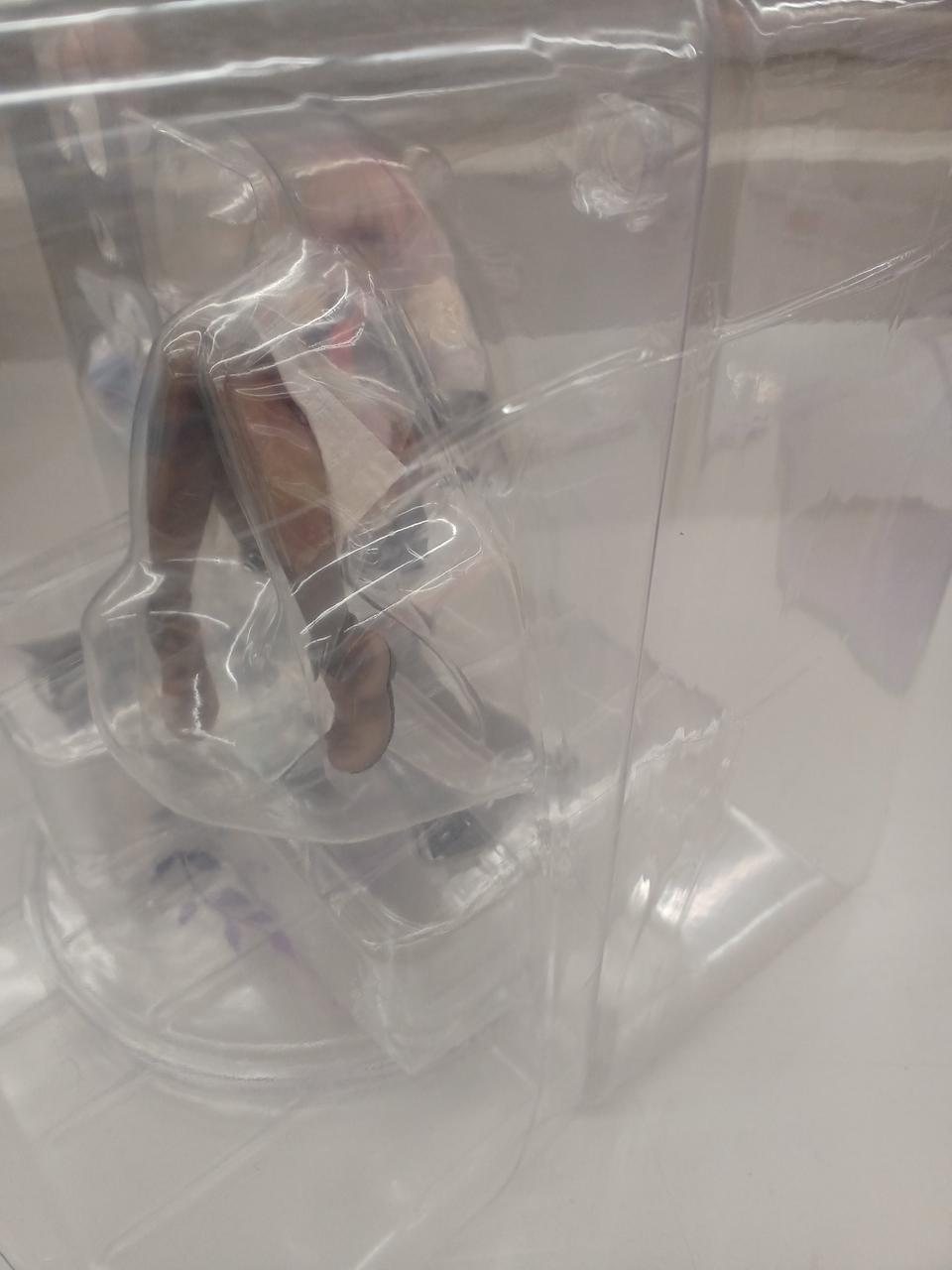 テープとまってます。
未使用品