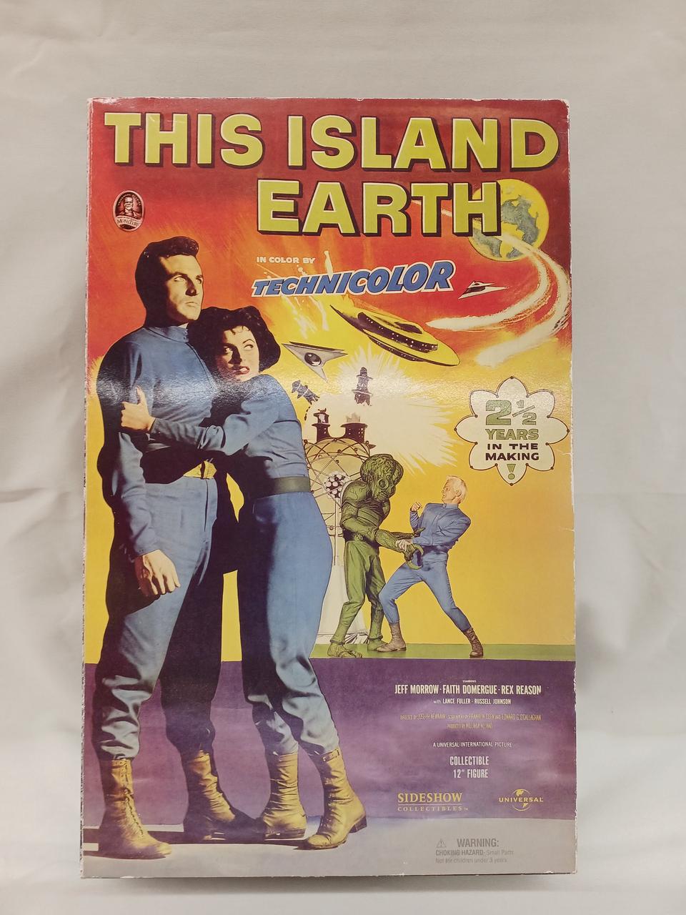 外箱、擦れキズ等あり