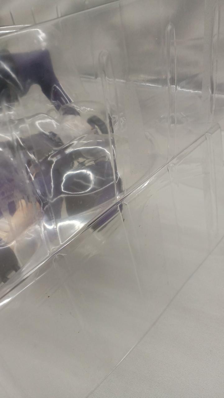 テープ跡ベタベタします