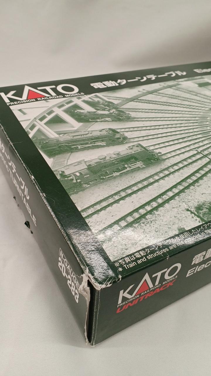 外箱擦れキズあり