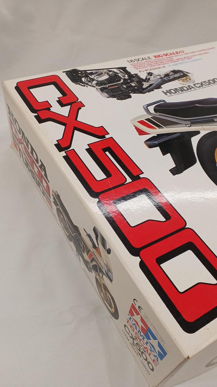 外箱擦れキズ汚れ色あせあり