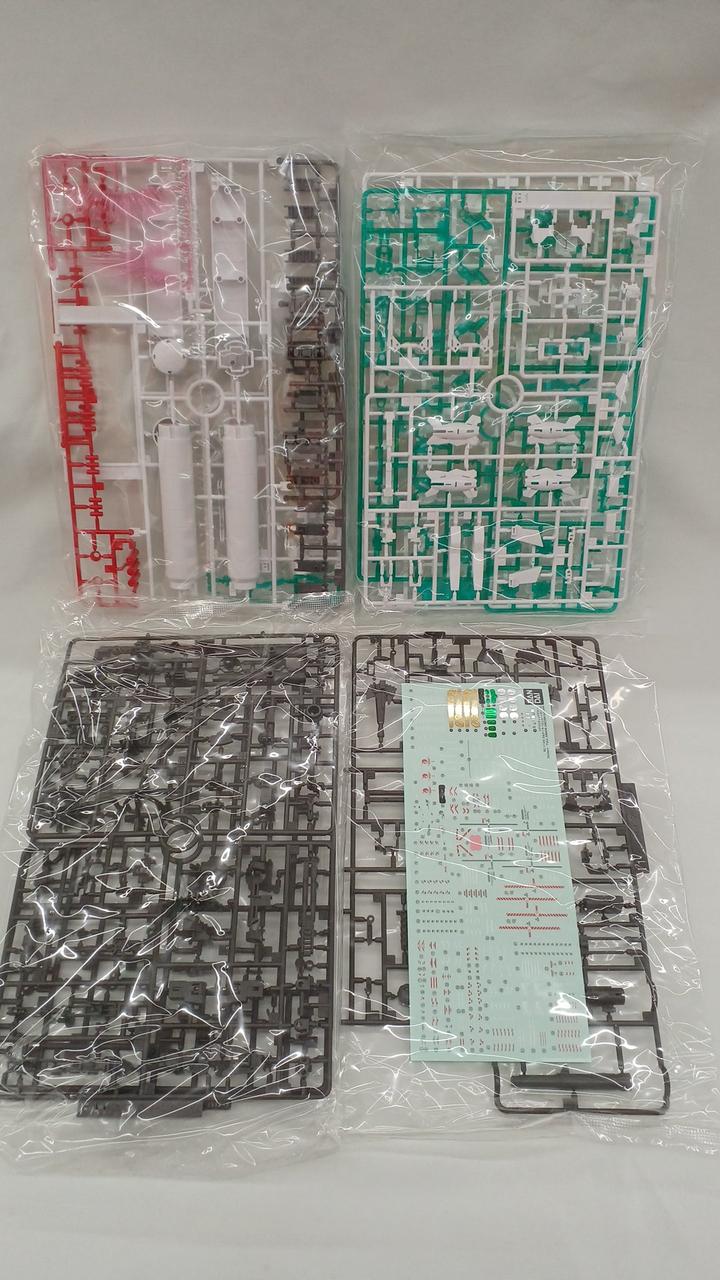 未組み立て品