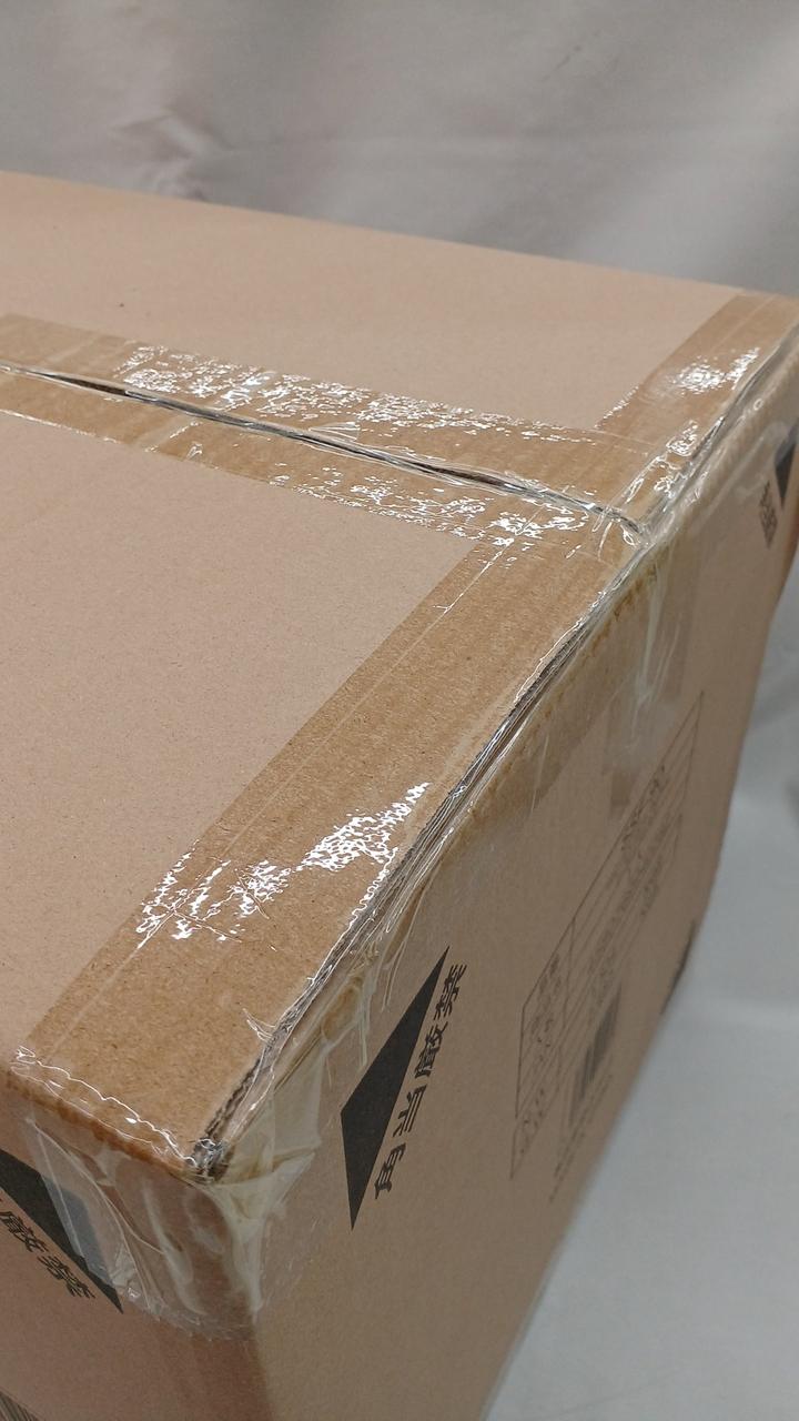 輸送箱未開封