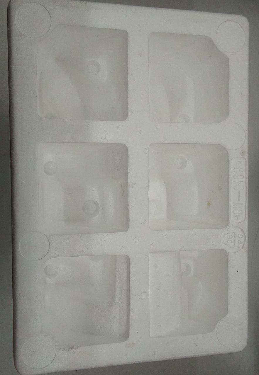 発泡スチロール　ヨゴレあり