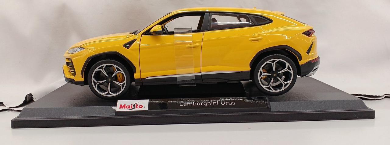 ドアに透明な帯付き(ドア未開閉)