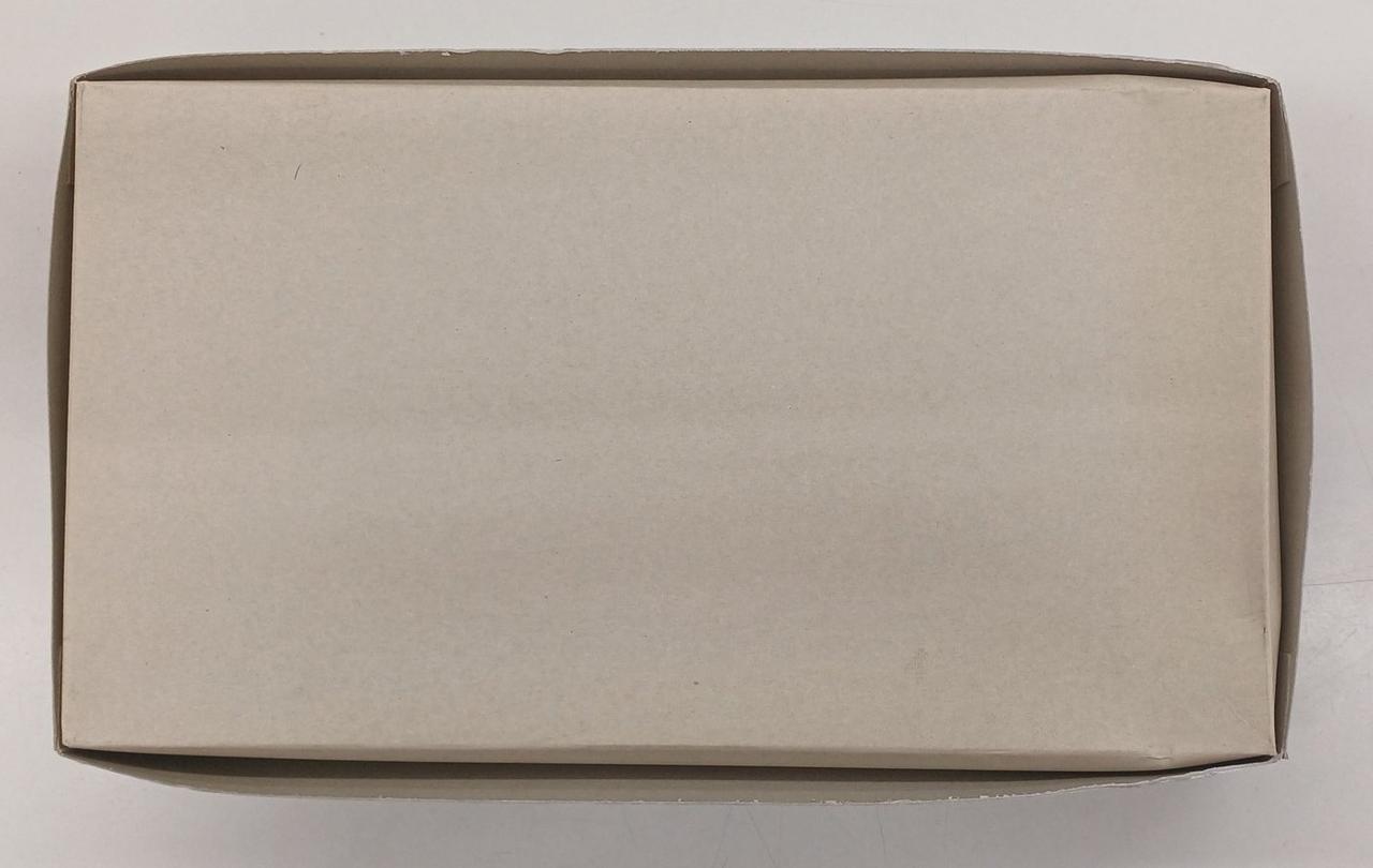 箱全体的にイタミ、歪みあり