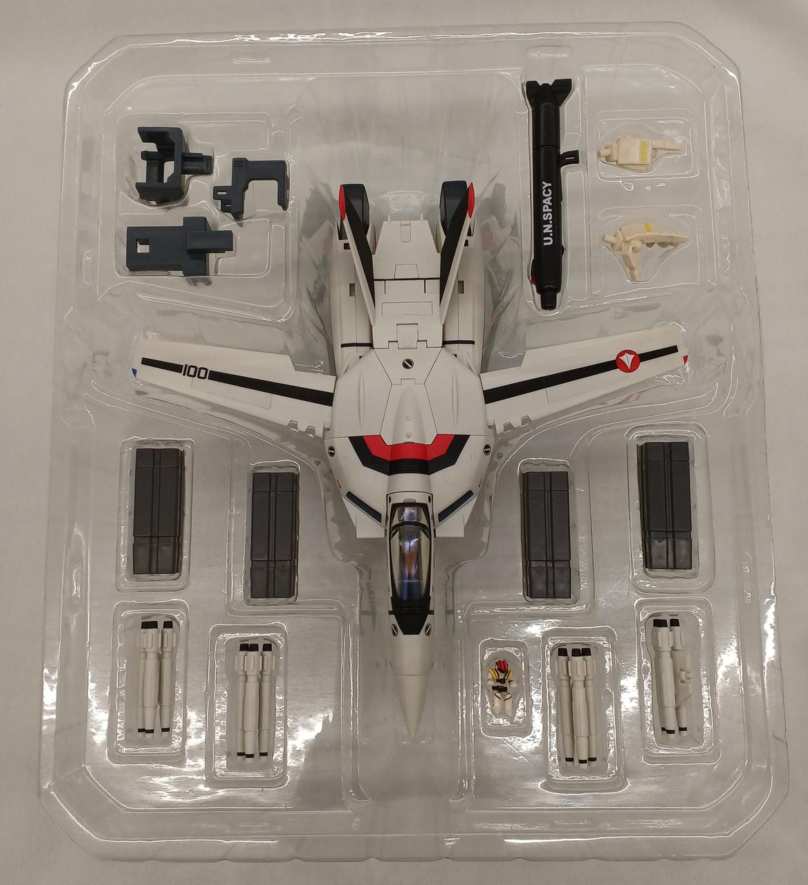 ハンドパーツにべたつきあり