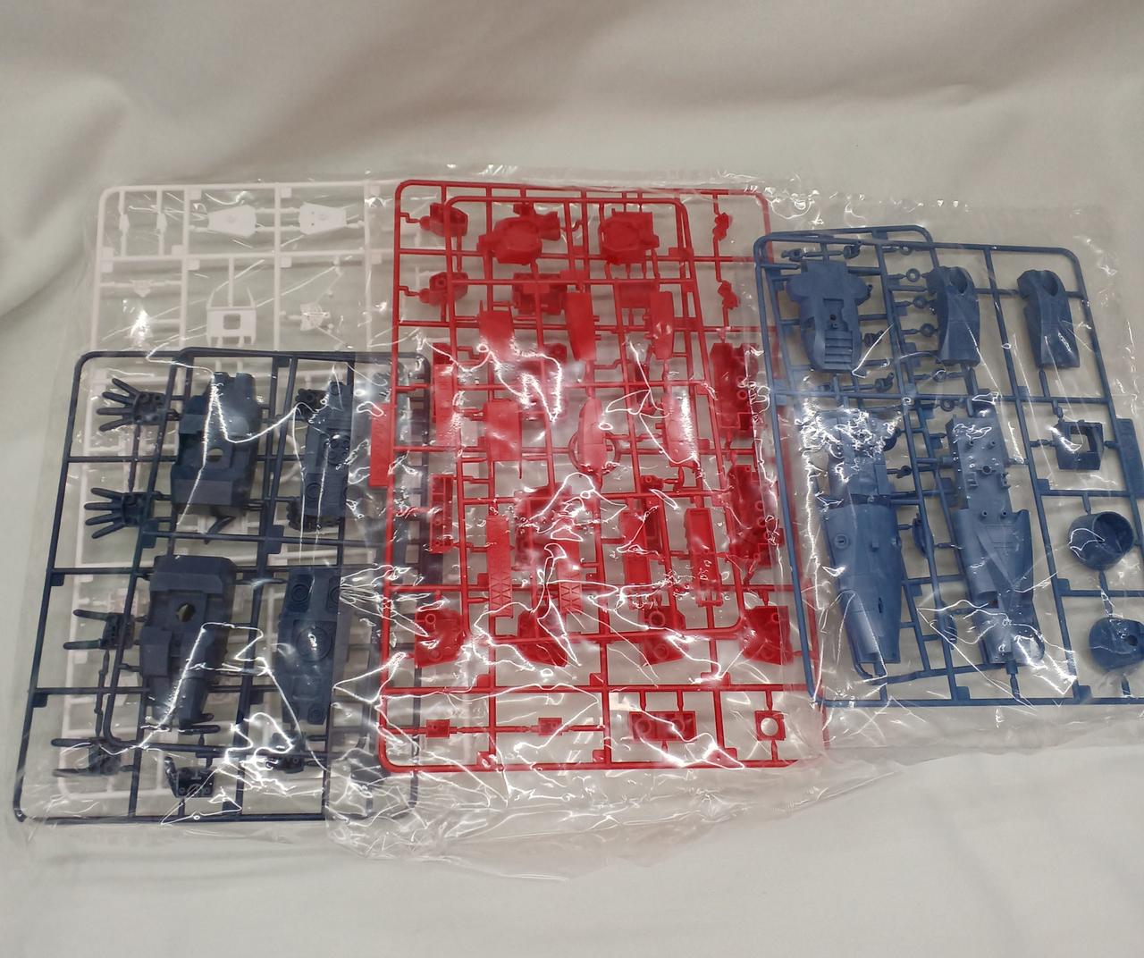 未組み立てです。