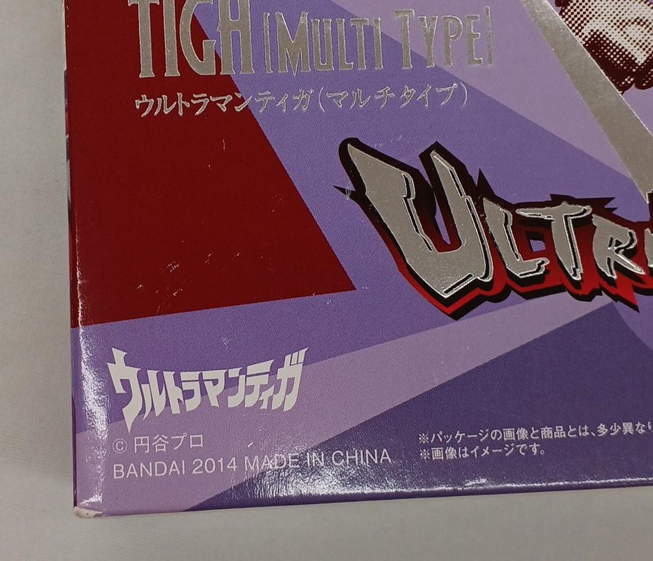 正面擦れキズあります