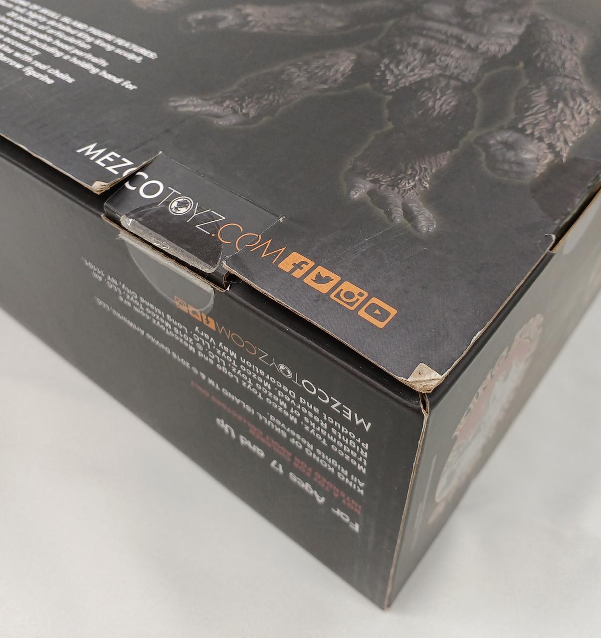 外箱ダメージあり