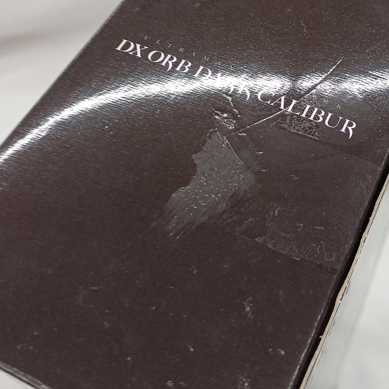 テープ剥がれ跡、キズ多数