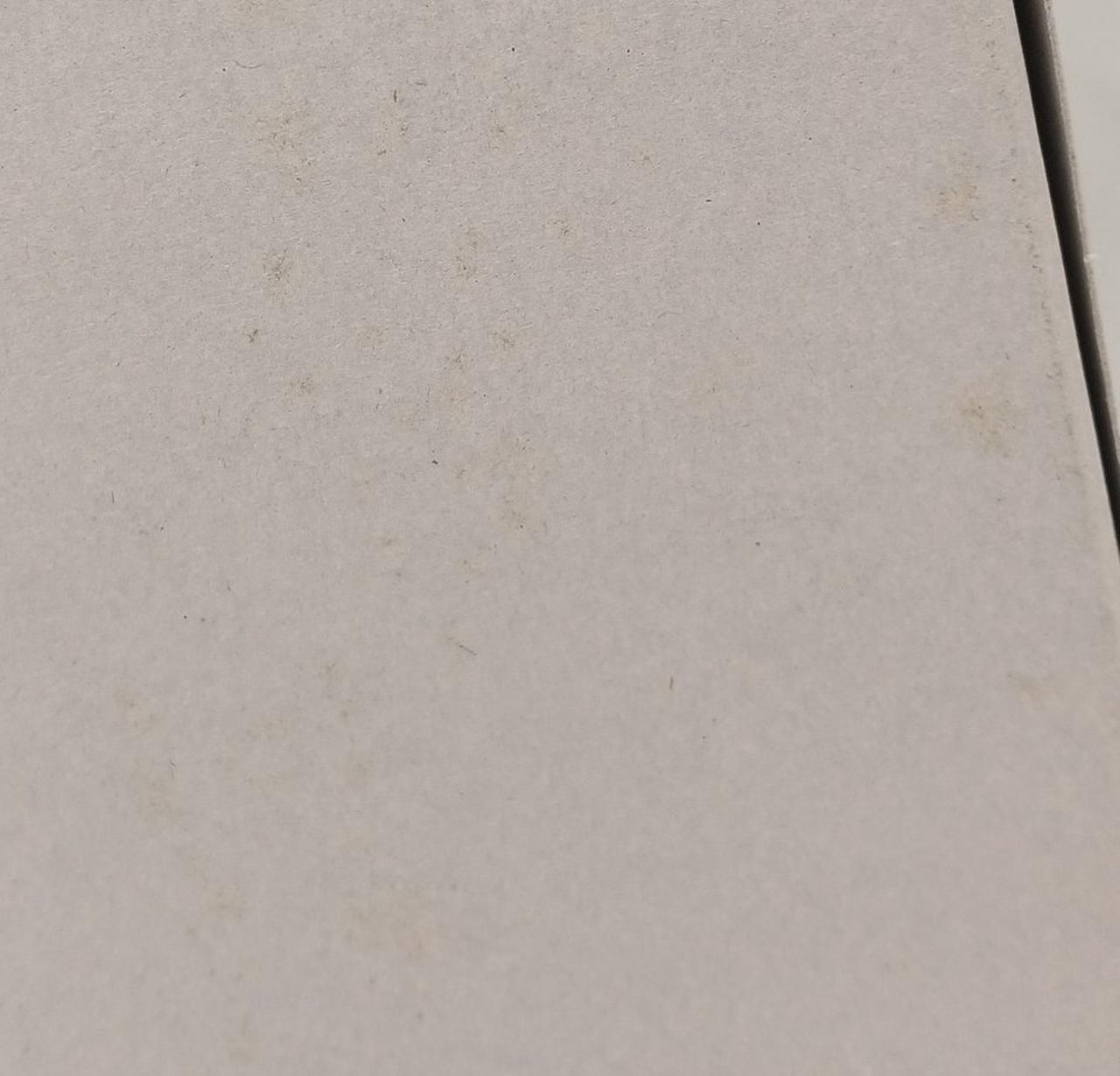 箱イタミ、汚れあり