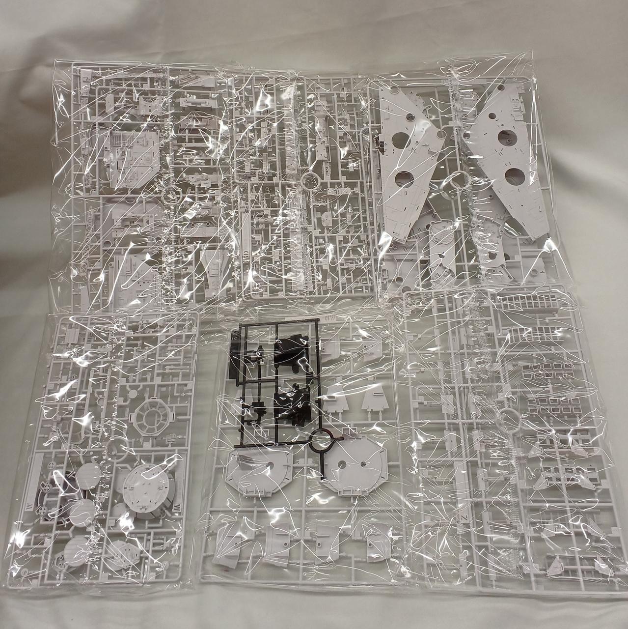 未組み立て品。