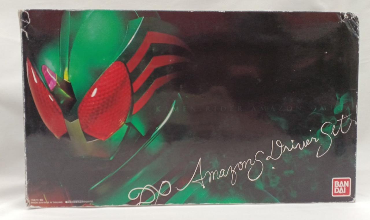 外箱全体的にキズ·凹みあり