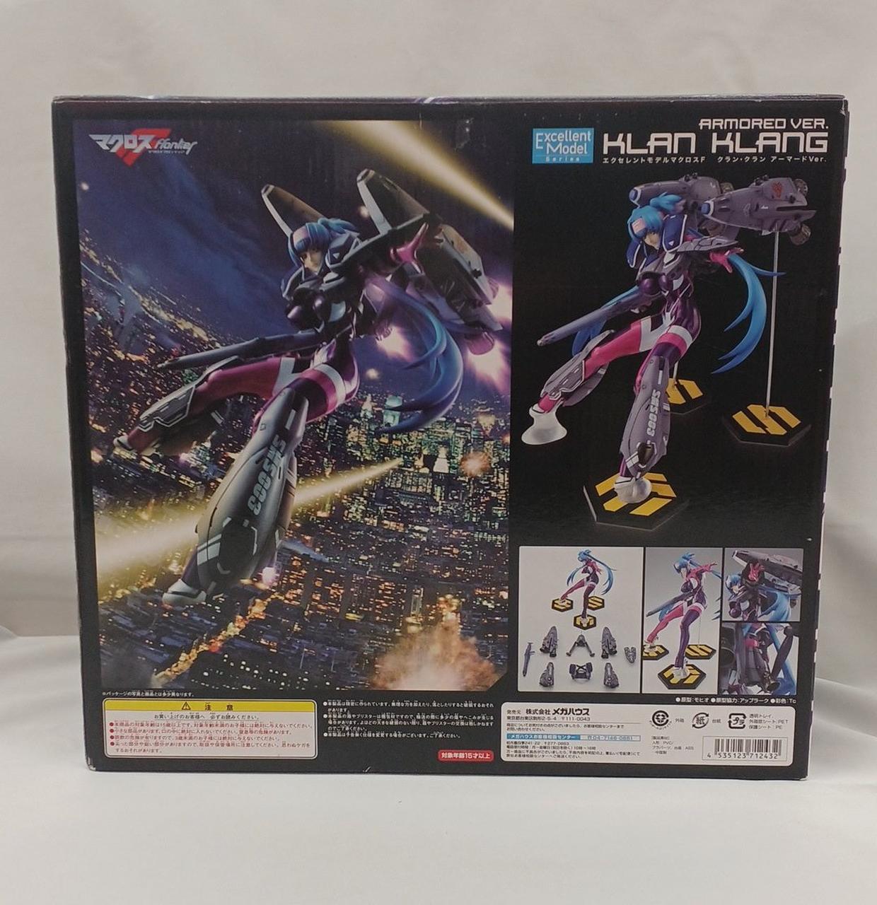 擦れキズ、テープ跡あり