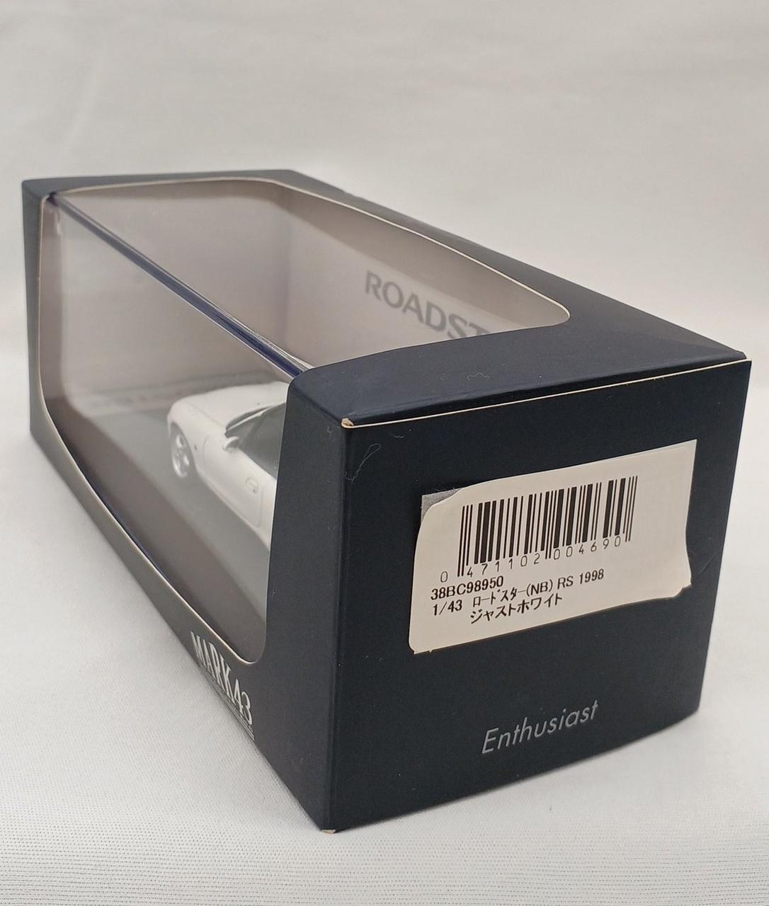 外箱、ケース擦れキズあり