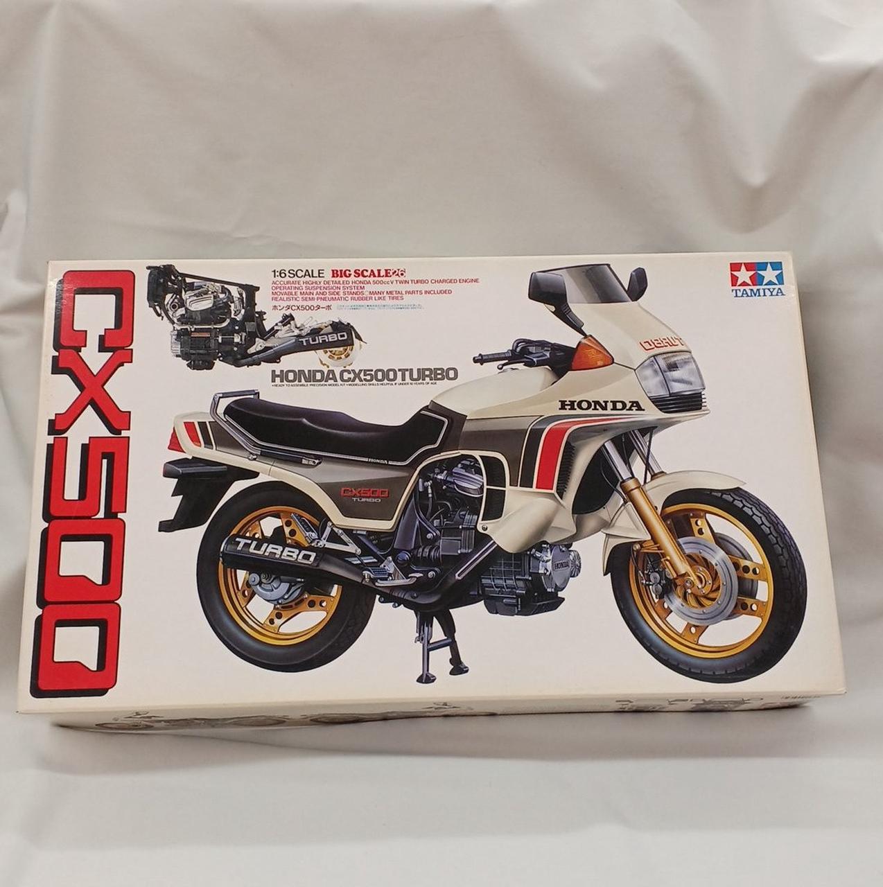 外箱擦れキズ汚れ色あせあり