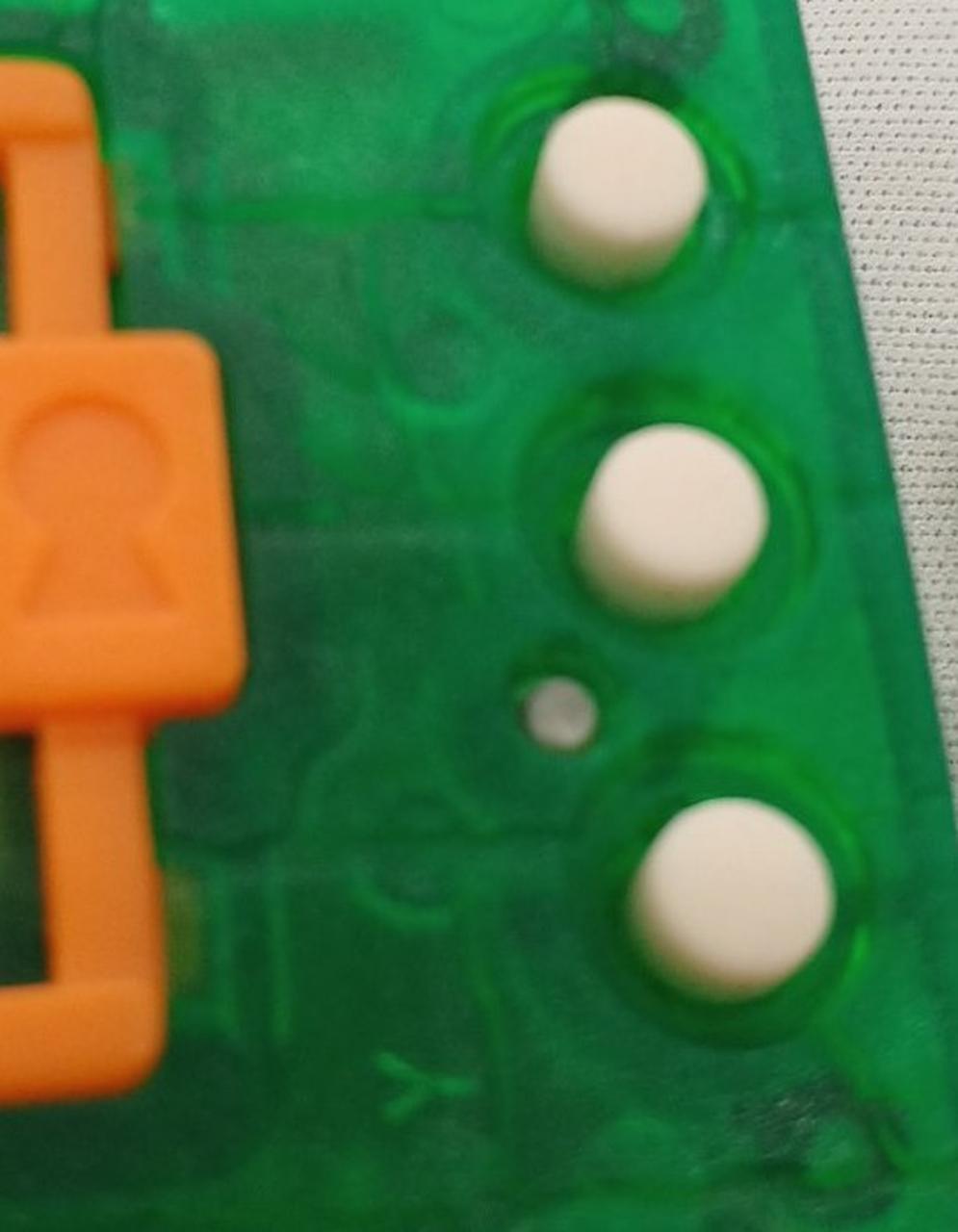 リセットボタン反応なし、他も反応悪いです