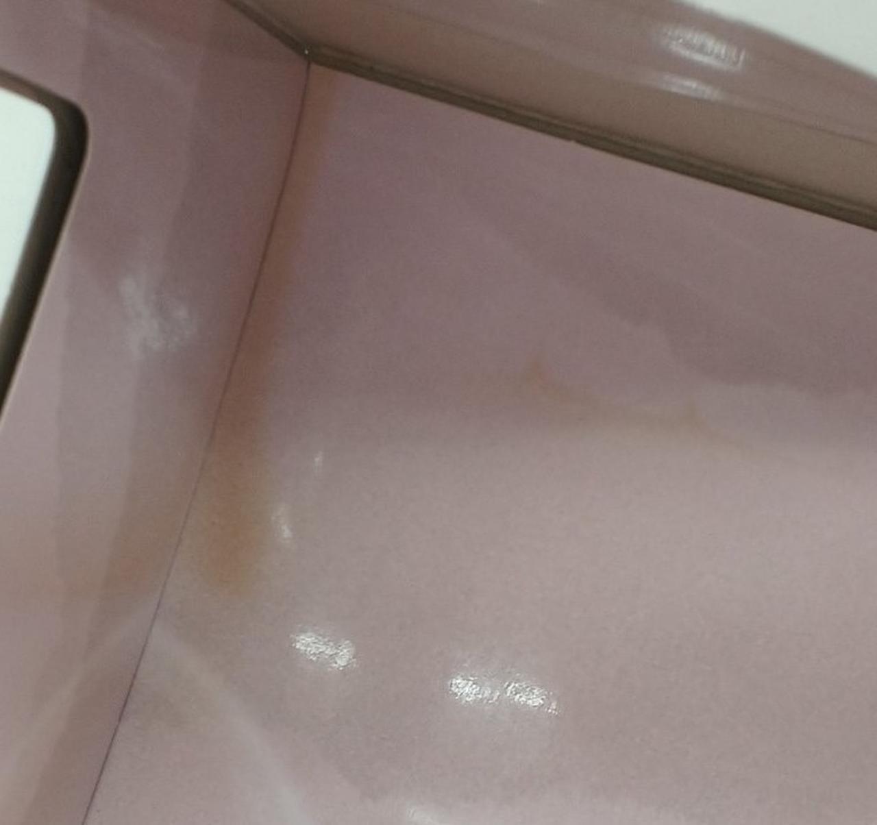 箱中身色あせあり