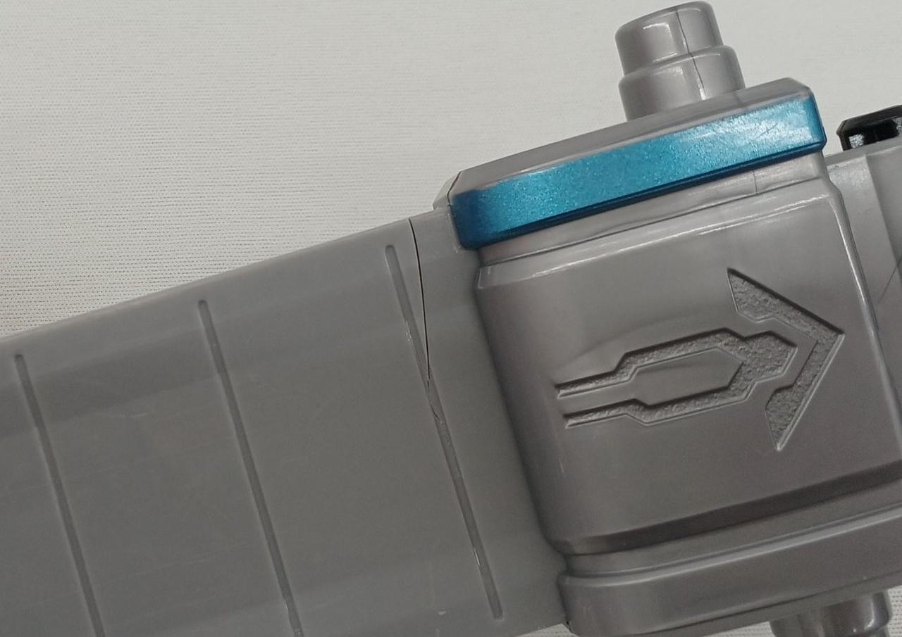 ベルトに割れあり