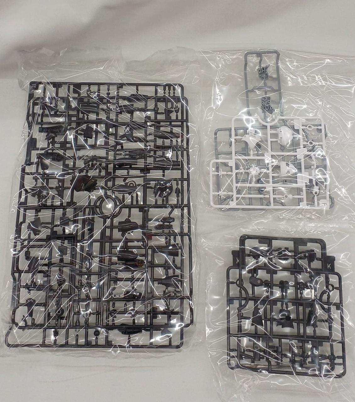 未組み立てです。