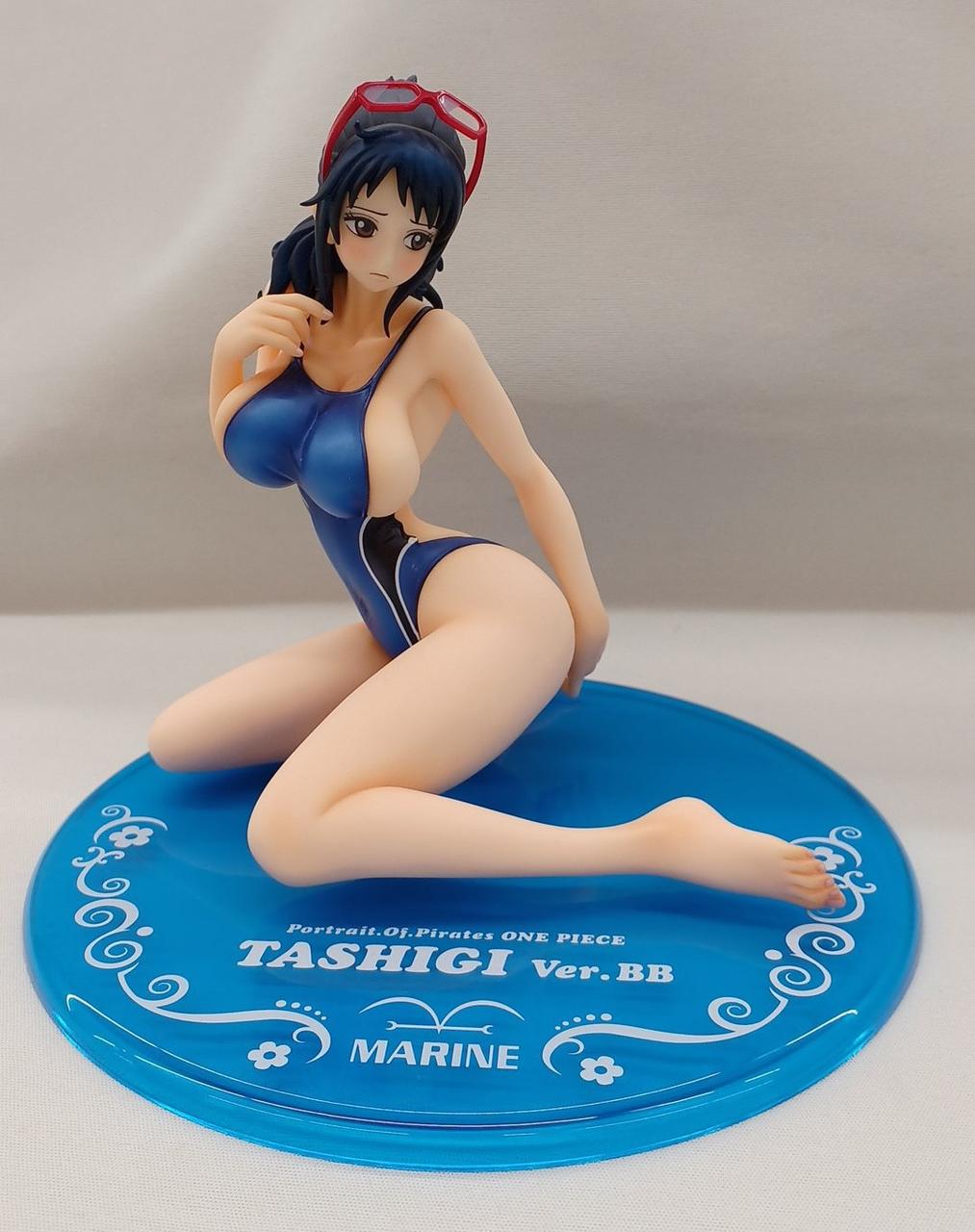 本体、少々の擦れキズあり