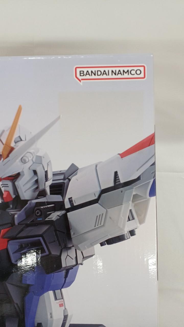 箱に日焼けあり