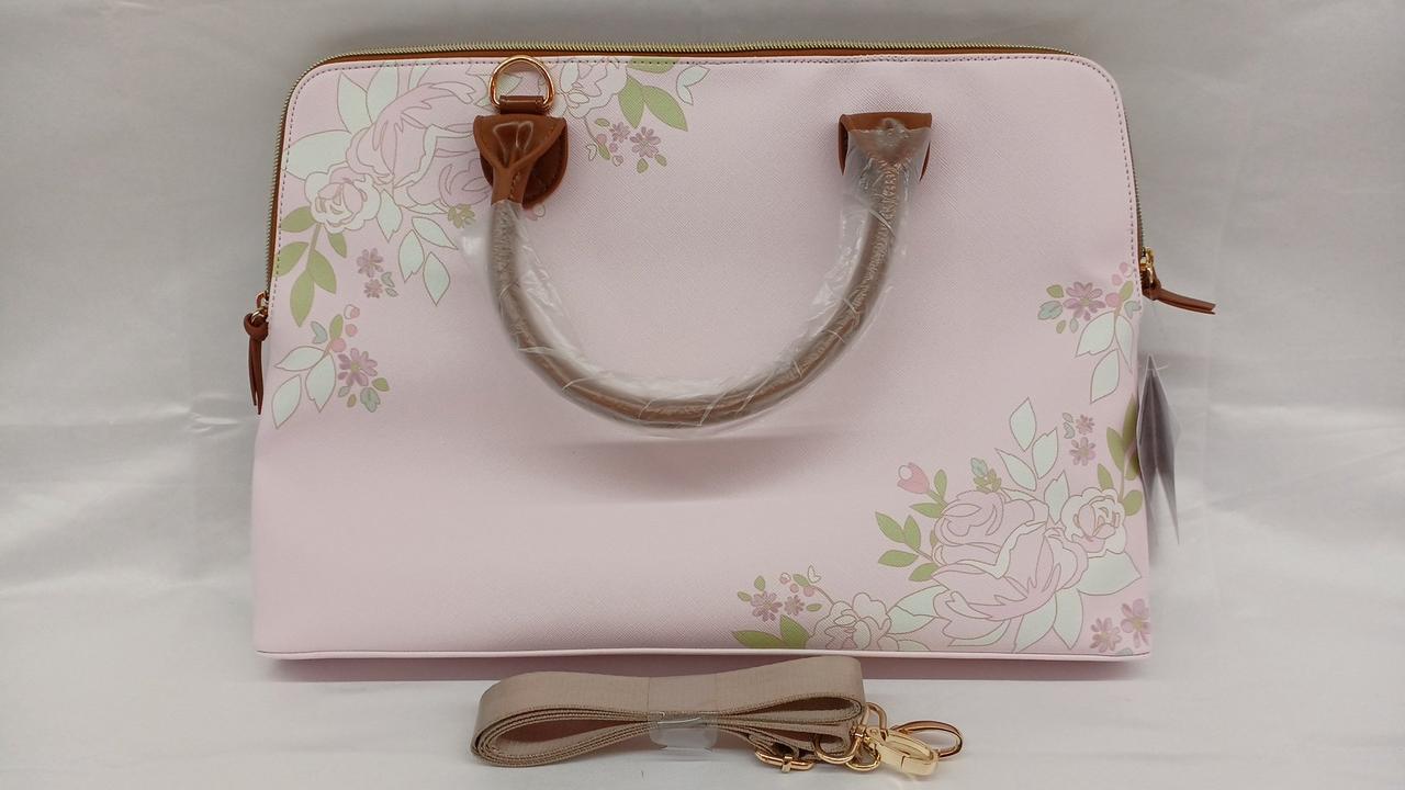 肩ヒモ付きでショルダーバッグにもなります