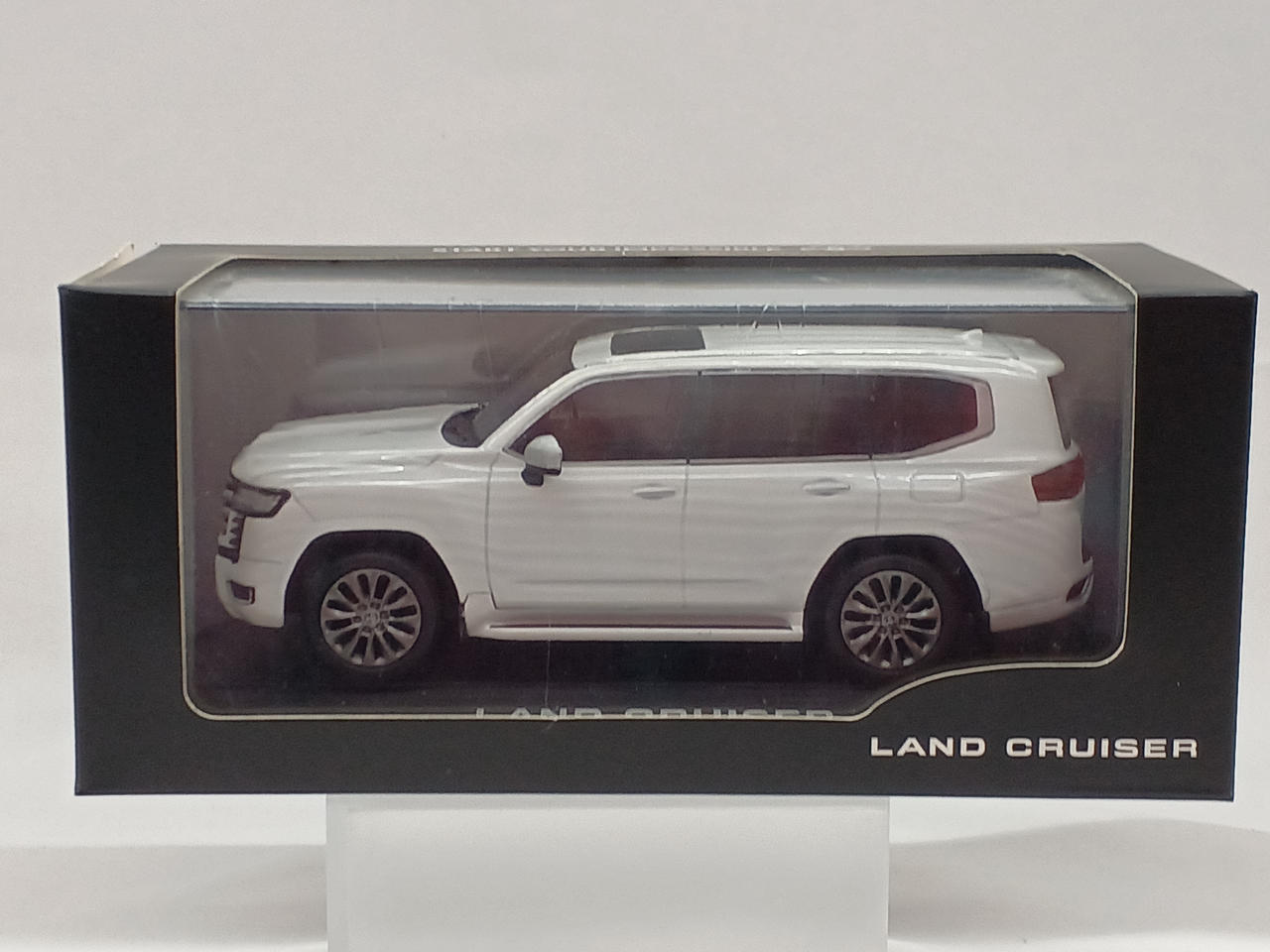 中身未開封
箱イタミあり