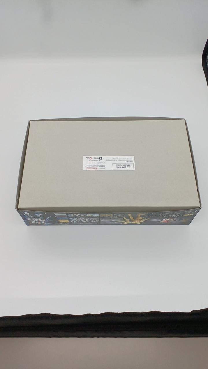 シール貼り付け済み