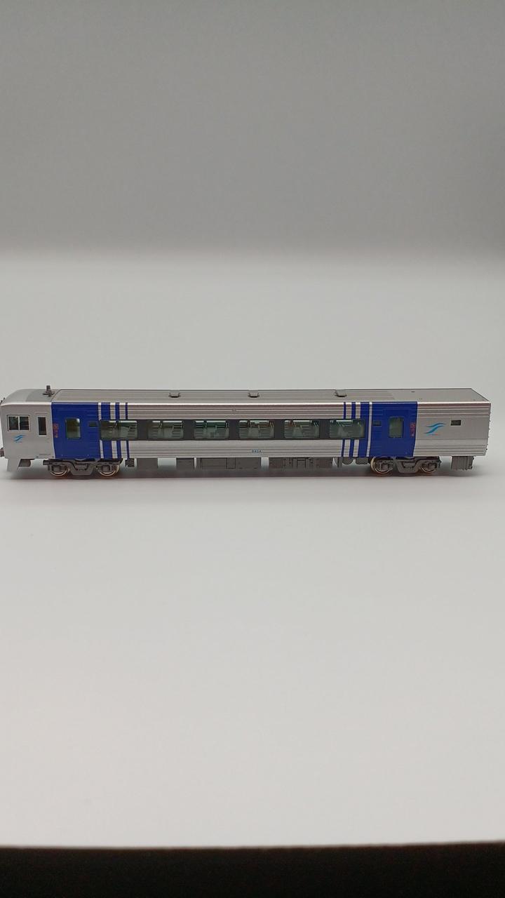 最後部車両が点灯不可。