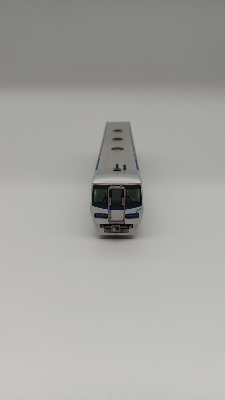 最後部車両が点灯不可。