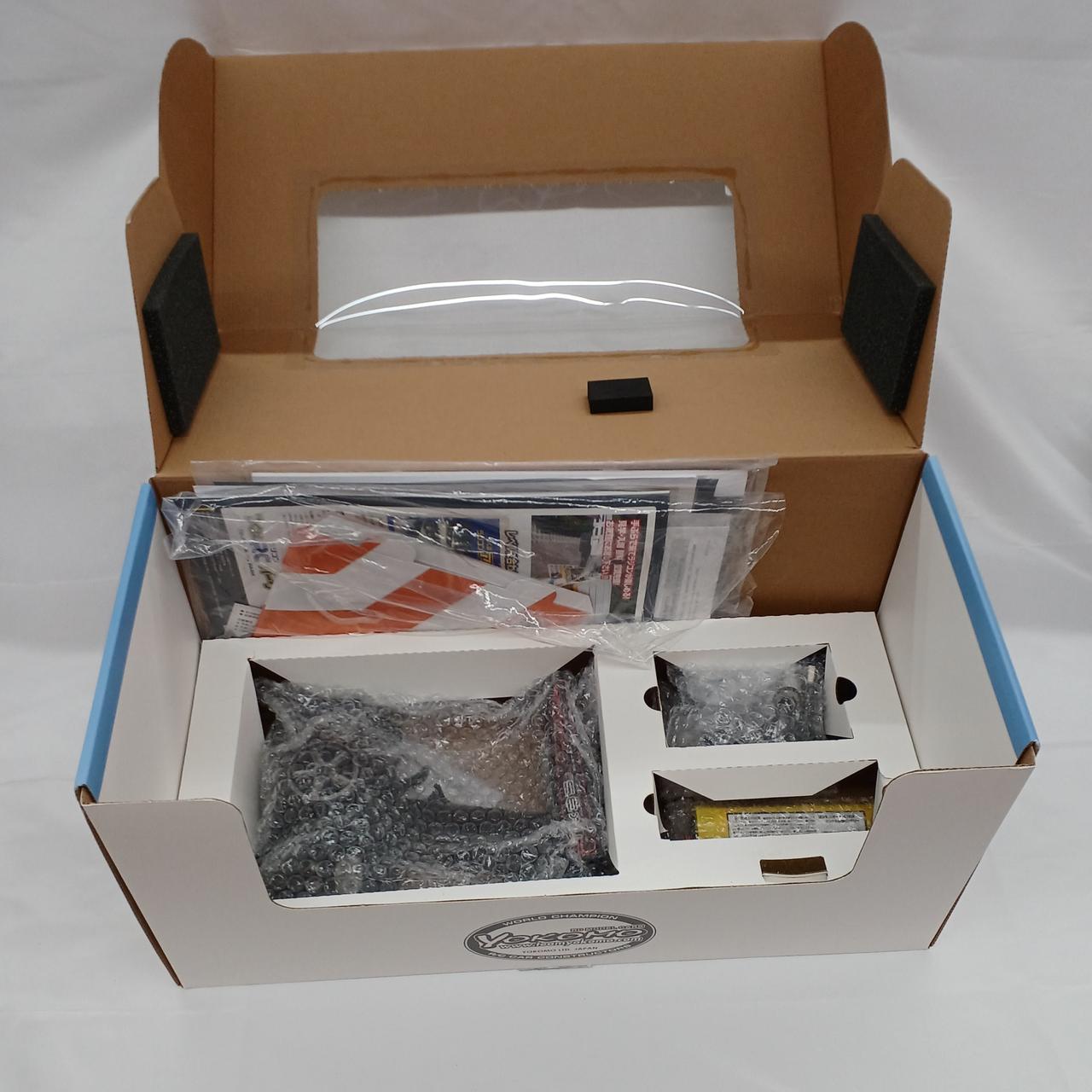 バッテリー充電器つき