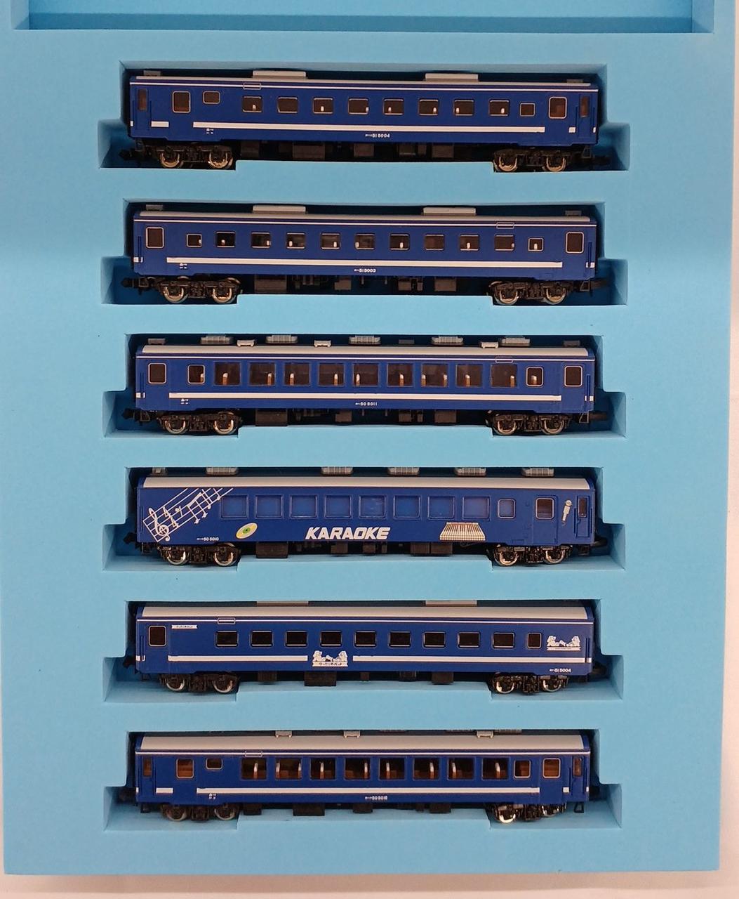 動力車なし
ライトの光量弱め