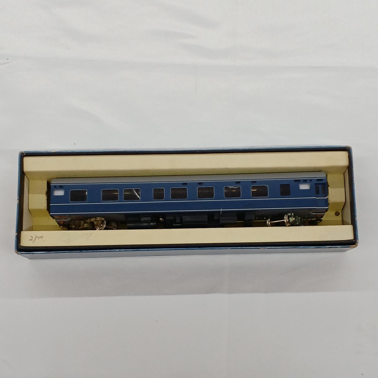 現状品
元商品と別物の可能性あり