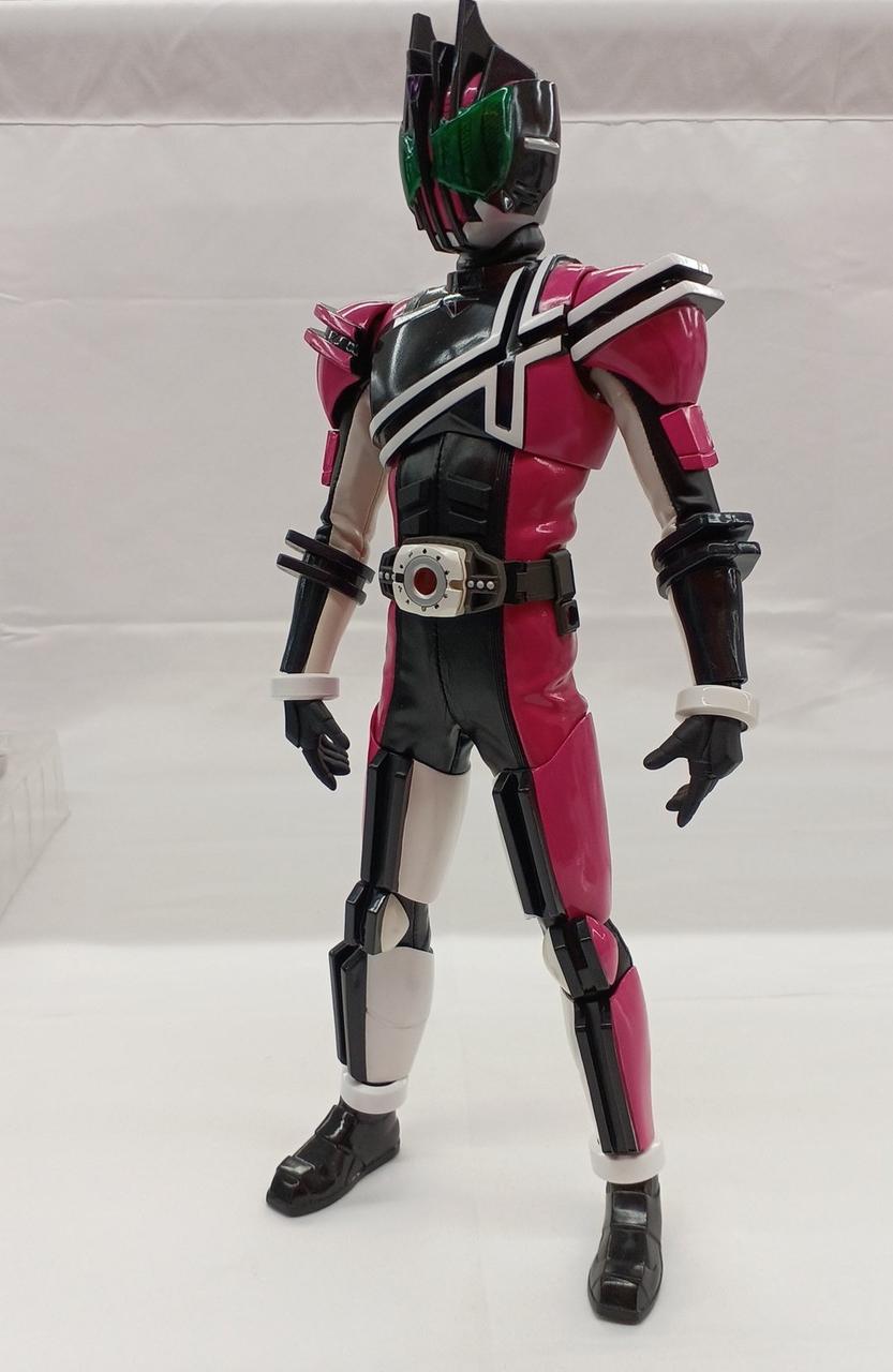 足首関節がゆるいため倒れやすい。