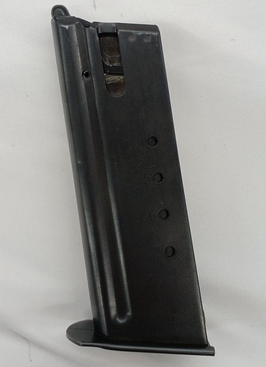 キズ・汚れ
ガタツキあり