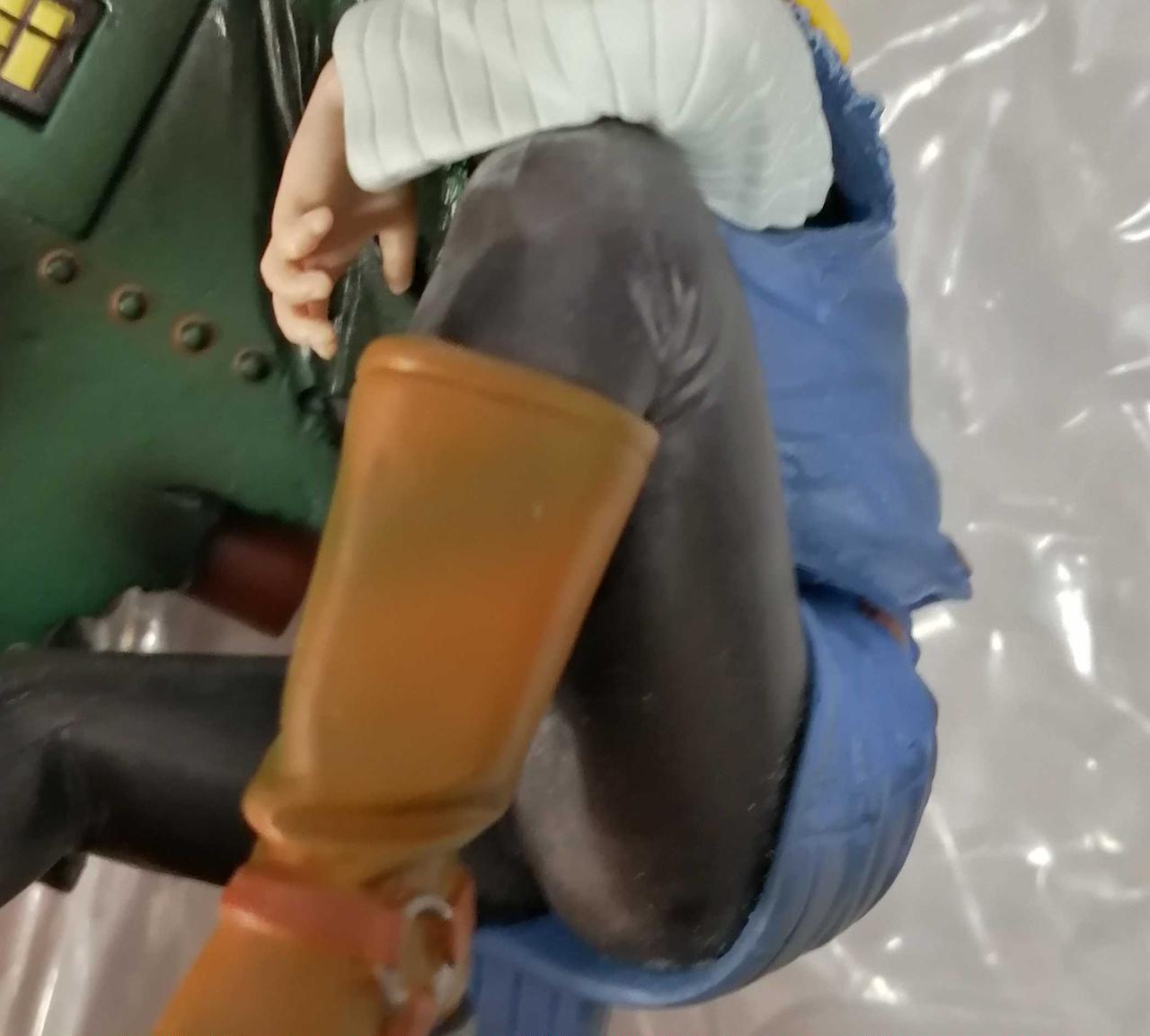 劣化により白くなってます