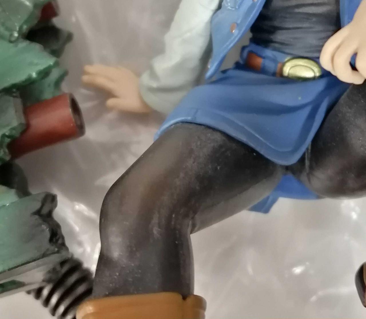 劣化により白くなってます