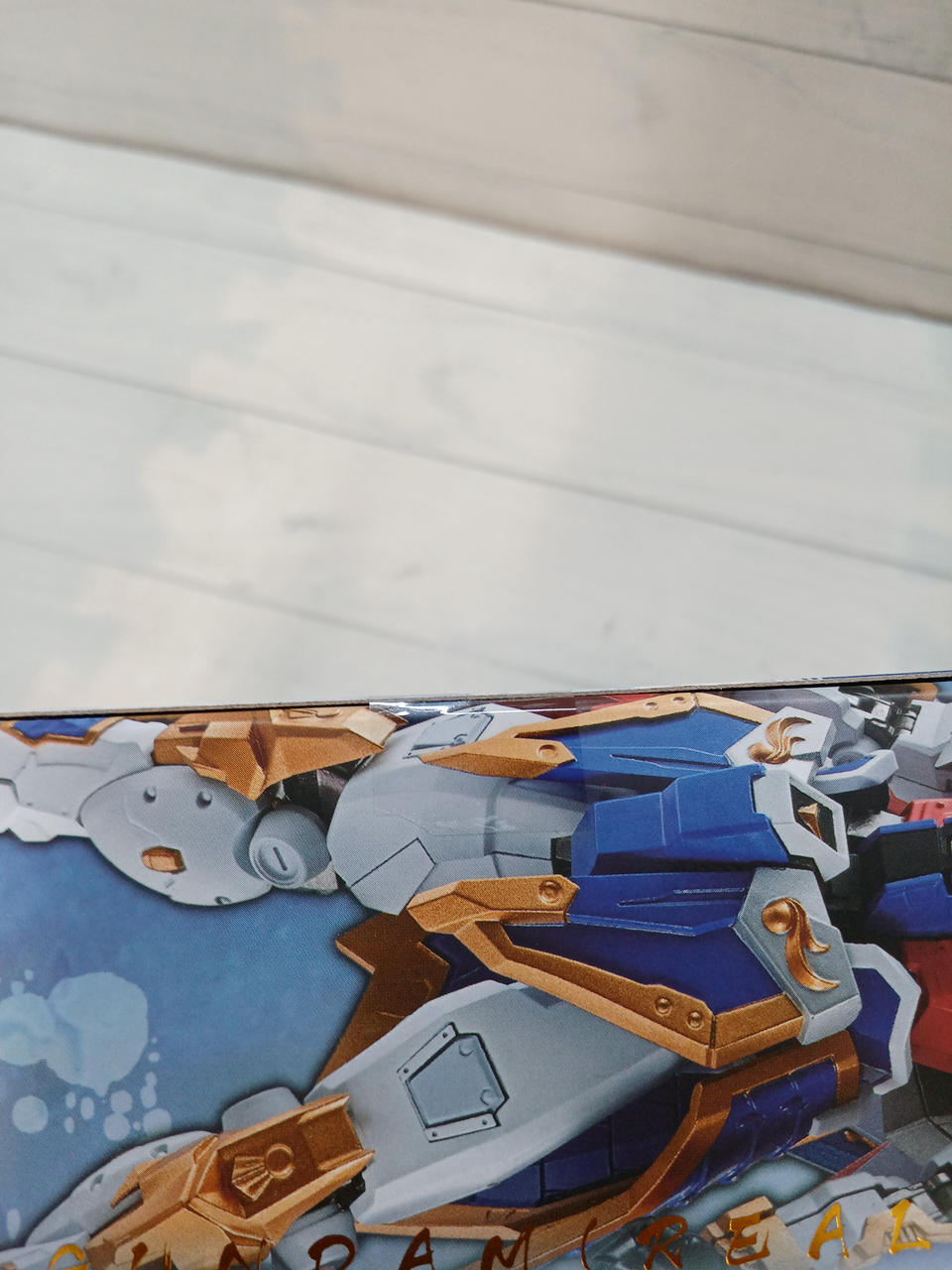 テープ未開封です。