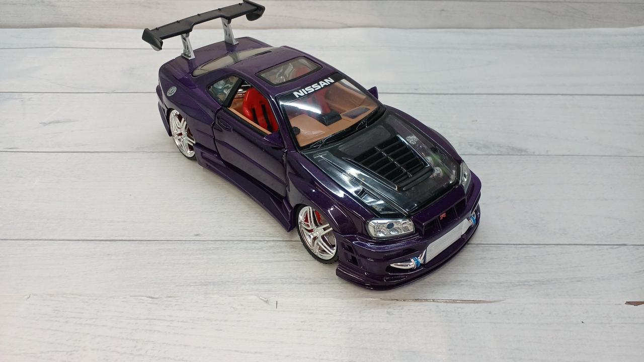 日産　スカイライン