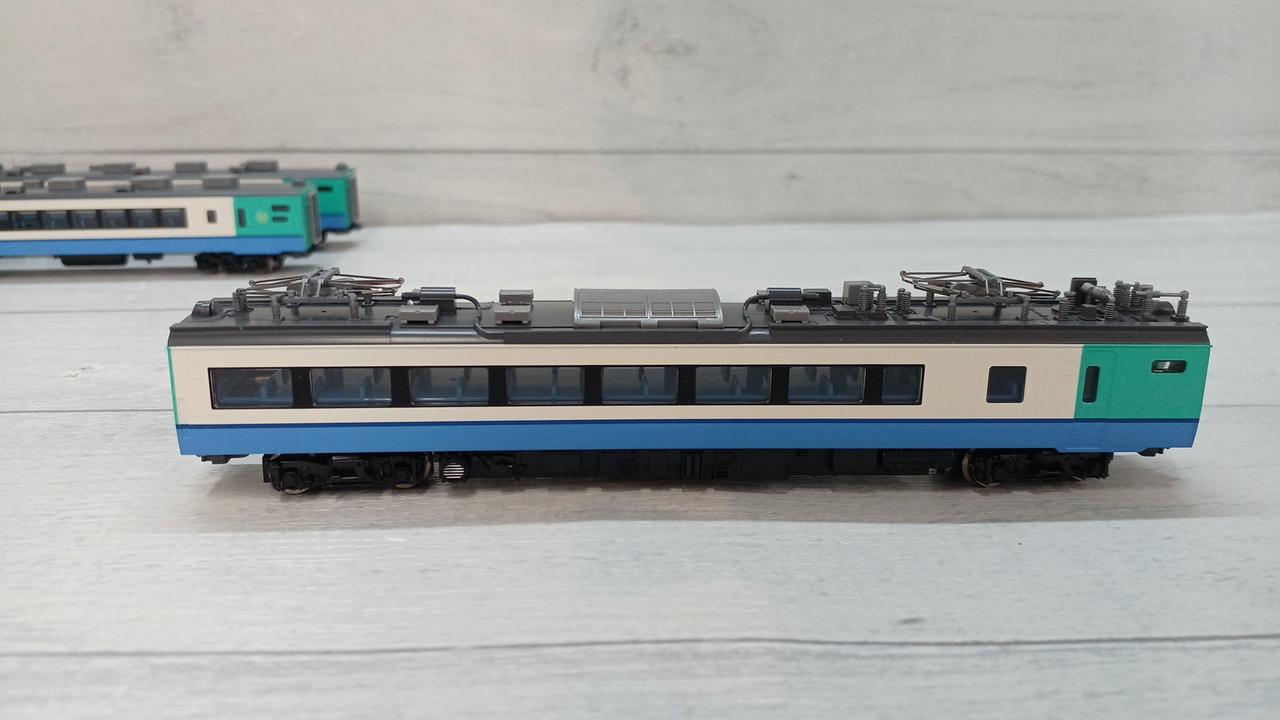 98337 JR 485-3000系特急電車(はくたか)基本セット5両＋2両 JR 485-3000系特急電車(はくたか)基本セット｜製品情報｜製品