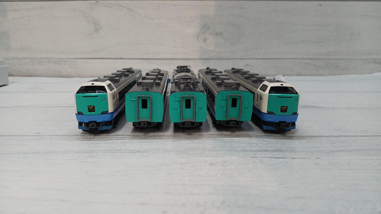 98337 JR 485-3000系特急電車(はくたか)基本セット5両＋2両 JR 485-3000系特急電車(はくたか)基本セット｜製品情報｜製品