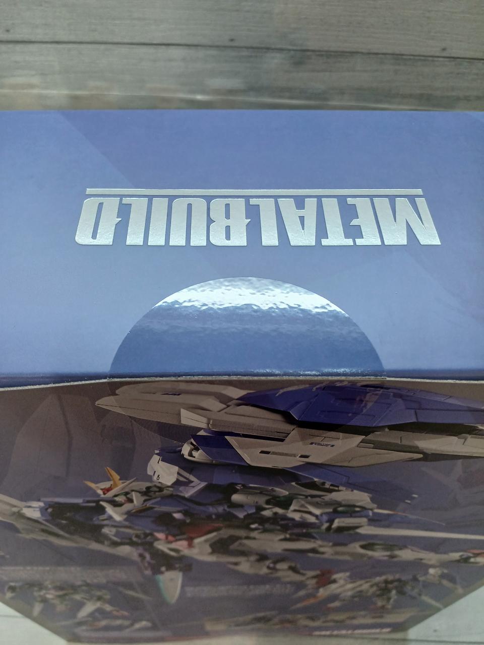 テープ未開封です。