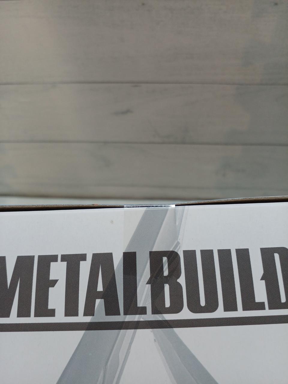 テープ未開封です。