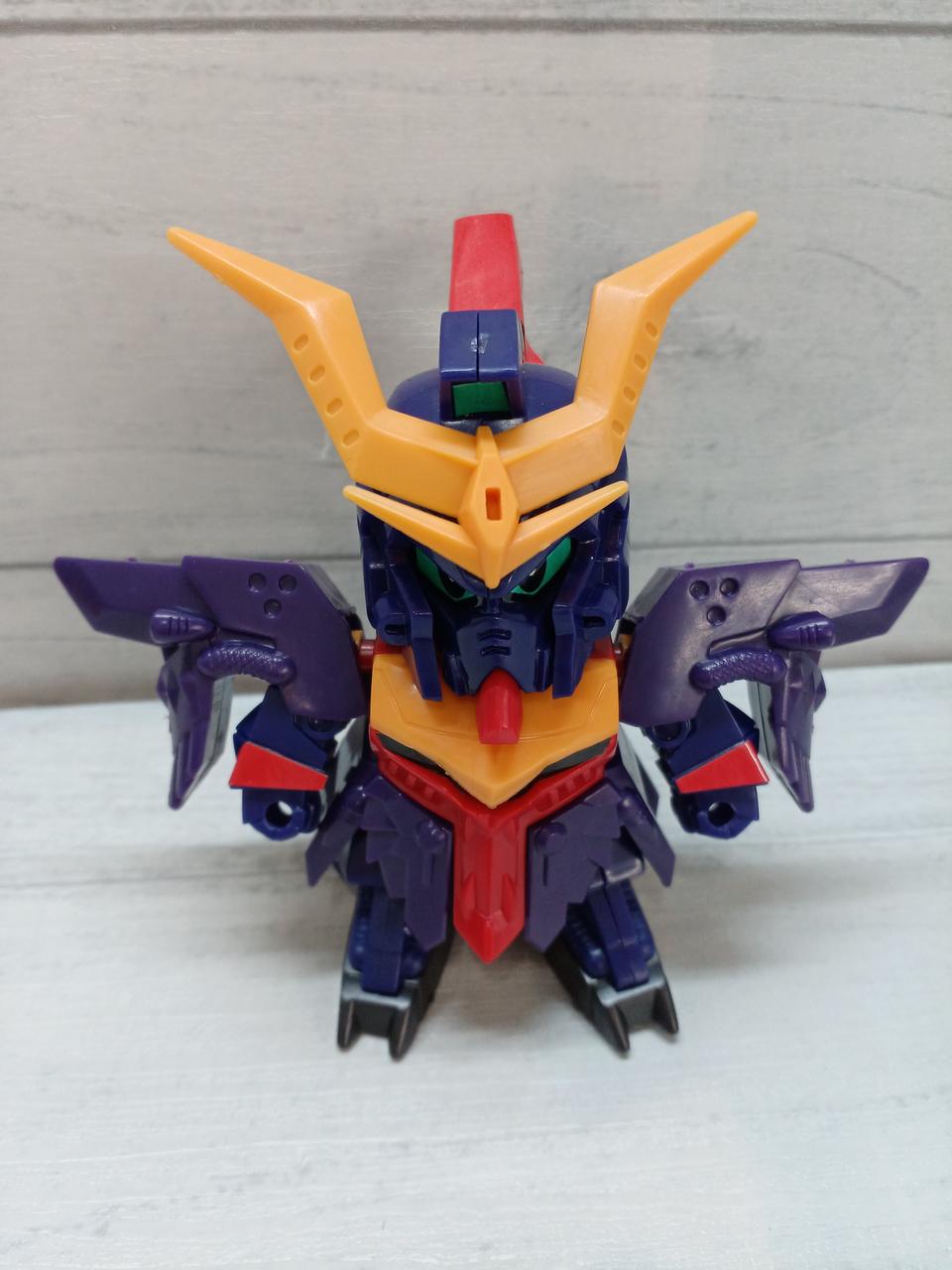 額中央のアンテナ欠品