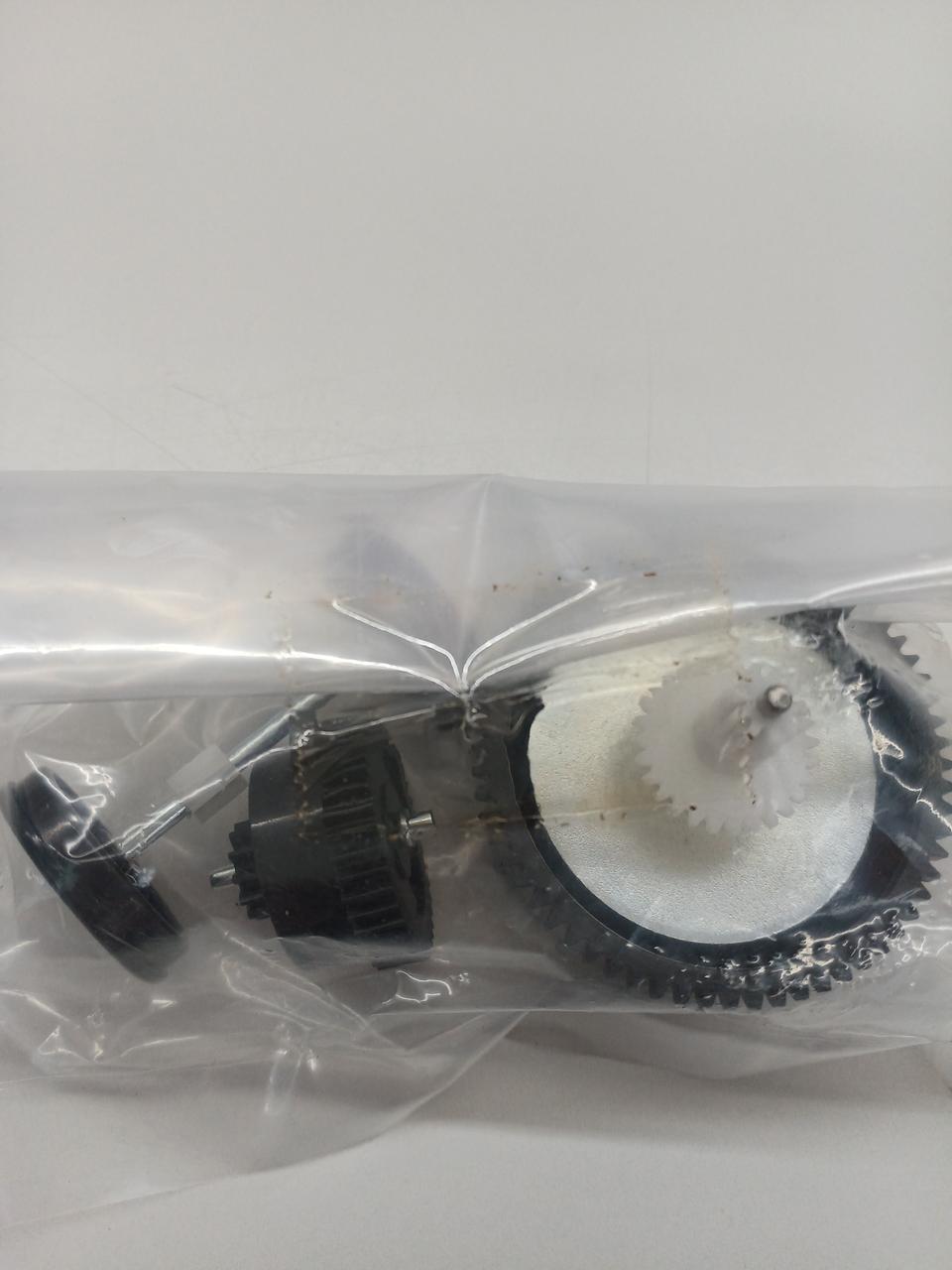 テープ未開封です。